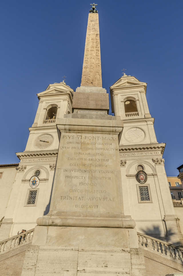 131 - Italia - Roma - iglesia de La Trinidad del Monte